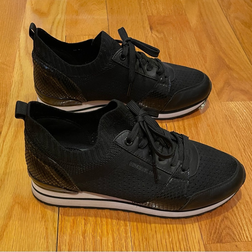 MICHAEL Michael Kors Black Knit Lace-Up Platform Sneakers